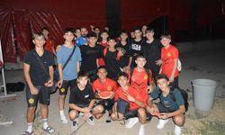 Avcı'dan jest
