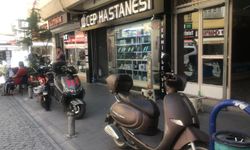 Eskişehir’de kaldırım işgali: Motosikletler kaldırımı kapatıyor