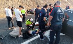 Otomobiller çarpıştı: 1'i ağır 6 yaralı