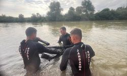 Sakarya Nehri'ne düştüğü öne sürülen gencin cansız bedeni 3 gün sonra bulundu