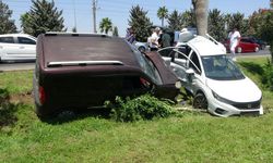 Önce 3 araca ardından sivil polis aracına çarptı: 2 polis yaralı