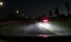 Beylikdüzü'nde aracıyla tehlikeli hareketler yapan maganda boş arsaya uçtu