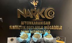 2 otomobilden 3 kilo 750 gram uyuşturucu ele geçirildi