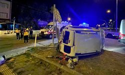 Amasya’da hafif ticari araç ile ambulans çarpıştı: 5 yaralı