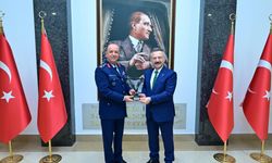 Orgeneral Güneykaya'dan Vali Aksoy'a veda ziyareti