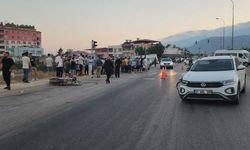 Otomobille çarpışan motosikletin sürücüsü öldü
