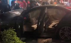 Otomobil park halindeki cipe çarptı