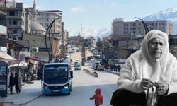 Hakkari'nin asırlık çınarı 115 yaşındaki Fatma nine hayatını kaybetti