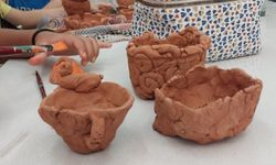 Çocuk Üniversitesi'nde minikler seramikle hayal güçlerini geliştirdi