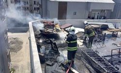 Dörtyol’da binanın çatı katında yangın çıktı