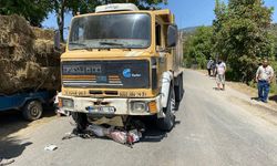 Kamyon ve motosiklet çarpıştı: 1 yaralı