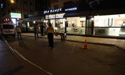 Kafeyi önce motosikletle, şimdi de otomobille gelip kurşunladılar