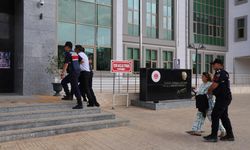 Kiracısının ölümüne neden olan öğretmen gözyaşı döktü