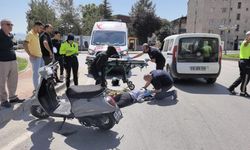 Motosiklet ile kamyonet çarpıştı