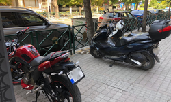 Eskişehir’de motosikletler yayaların yolunu kapatıyor