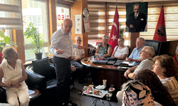 Emeklilerden CHP Milletvekili Çakırözer’e isyan: Bizi toptan gömsünler