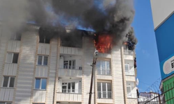 4 katlı binada çıkan yangın paniğe neden oldu
