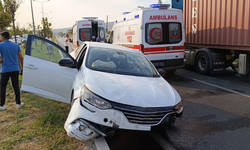 Cip ile otomobil çarpıştı: Yaralılar var