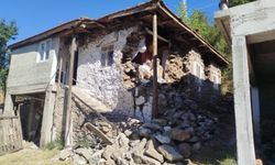 Tepebaşı Belediyesi Ekipleri Deprem Bölgesinde
