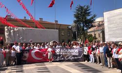 ADD Eskişehir'den çelenk töreni: 30 Ağustos’un ruhu dimdik ayaktadır