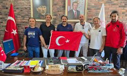 Ağrı Dağının zirvesine çıktılar