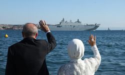 Cumhurbaşkanı Erdoğan, Boğaz geçişi yapan 9 gemiyi selamladı