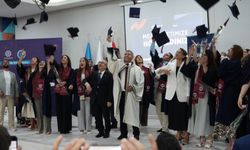 Anadolu Üniversitesi, Azerbaycan'da mezuniyet töreni düzenledi