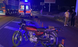 Otomobil motosiklete çarptı