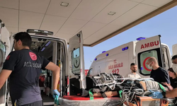 Kamyon ile motosiklet çarpıştı: 2 ağır yaralı