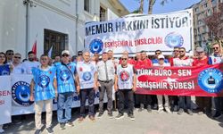 Eskişehir’de memurlar iş bıraktı: “Halaylarla hükümetin teklifini protesto ettiler”