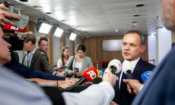 Hollandalı Bakan Veldkamp, İsrail'e yönelik yaptırımlarda anlaşmazlık üzerine istifa etti