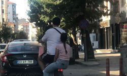 Eskişehir’de üç kişilik motor yolculuğu tepki çekti