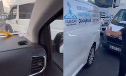 Emniyet şeridinden kaynak yaptılar, tepki gösteren sürücüye saldırdılar