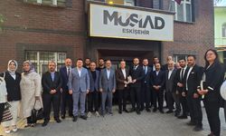 AK Parti heyeti, MÜSİAD Eskişehir Şubesi’ni Ziyaret Etti