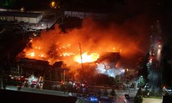 Niğde'deki fabrika yangınını söndürme çalışmaları sürüyor