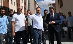 Vali Aksoy, Taptuk Emre Kız Öğrenci Yurdu inşaatında incelemelerde bulundu