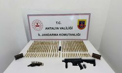 Antalya’da bir depoda suikast silahı ele geçirildi