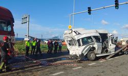 Feci trafik kazasında 15 kişi yaralandı