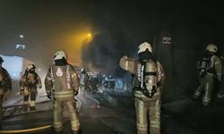 Kağıthane’de 5 katlı bina alevlere teslim oldu