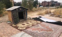 Cinayete kurban giden şahsın kuşları beslediği kafes boş kaldı