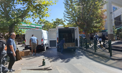 Taşbaşı Çarşısı önünde araç çilesi!