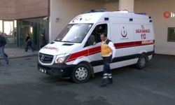 Adana’da araç park etme kavgası : Baba öldü kızı yaralandı