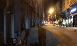 Eskişehir’de inşaat malzemeleri kaldırım ve yolları işgal ediyor
