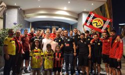 Eskişehirspor’u çiçeklerle karşıladılar