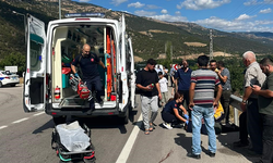 Kavşakta otomobilin çarptığı yaya hayatını kaybetti
