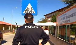 Polis ekiplerinin okul çevrelerinde denetimleri sürüyor