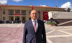 Çakırözer: “Milletin derdi ekonomi, iktidar gündemi CHP’yle değiştirmeye çalışıyor”