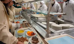 Eskişehir'de üniversite öğrencilerine ücretsiz yemek