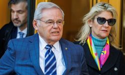 Menendez'in eşi Nadine Menendez’e yolsuzluk ve rüşvet davasında 4,5 yıl hapis