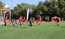 Zaferden kurtuluşa mini minikler futbol şenliği coşkuyla tamamlandı